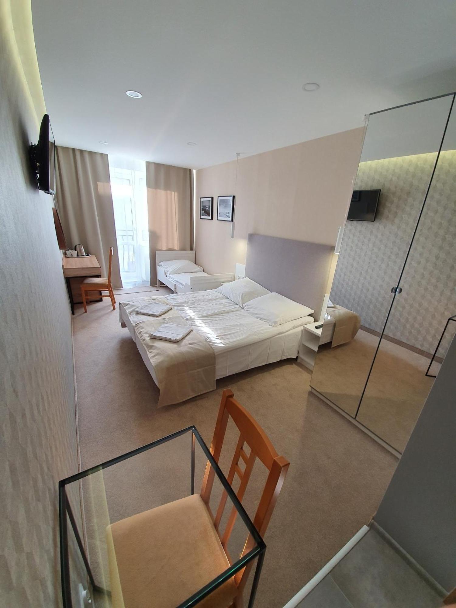 Guest house Wojciech-pokoje Premium-sniadania Bufet-2 Sale Zabaw-mozliwosc Wyzywienia *