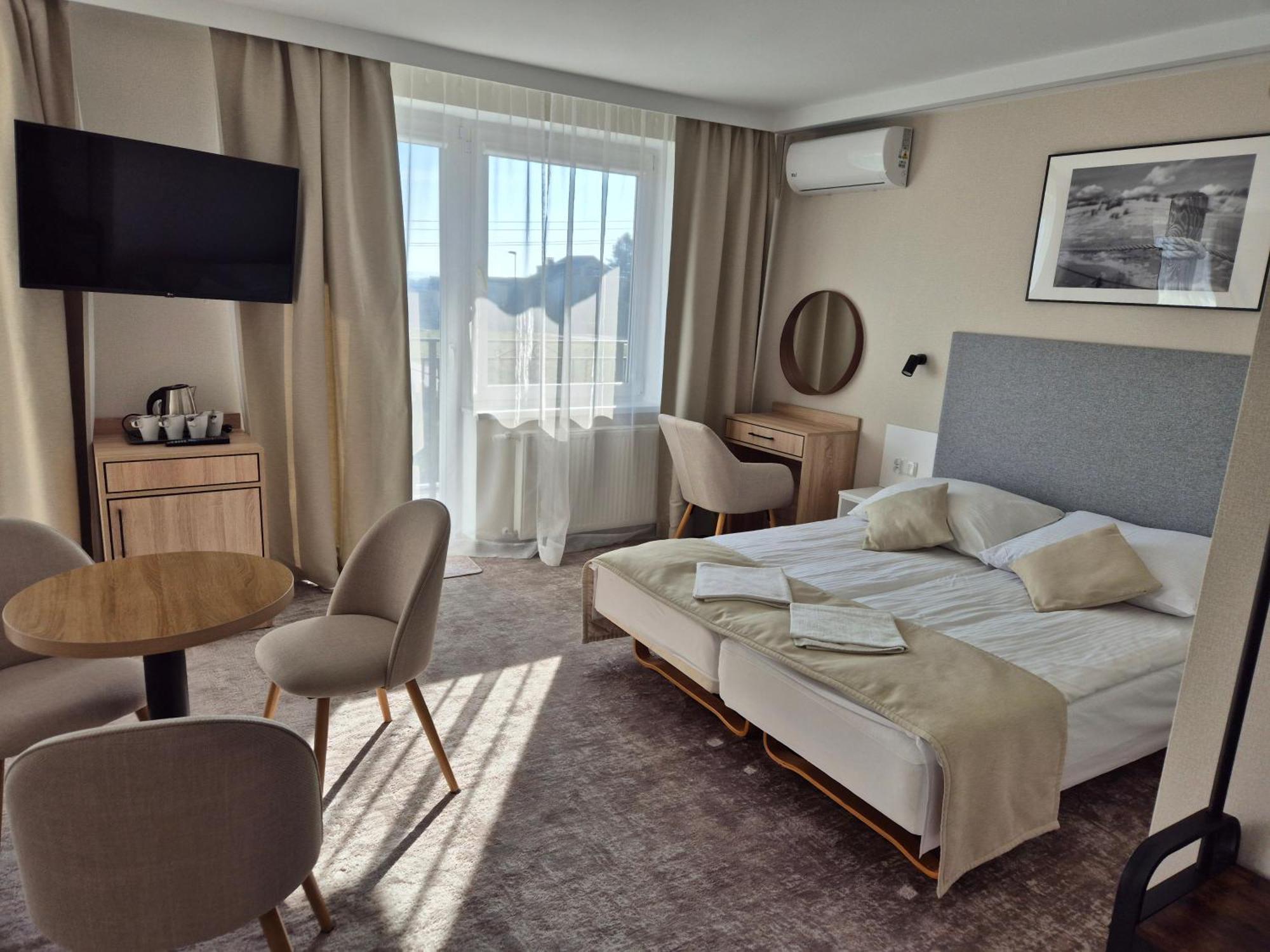 Guest house Wojciech-pokoje Premium-sniadania Bufet-2 Sale Zabaw-mozliwosc Wyzywienia *